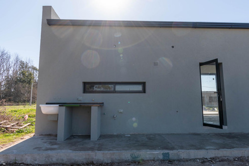 Casa En Venta 3 Dormitorios Ibarlucea