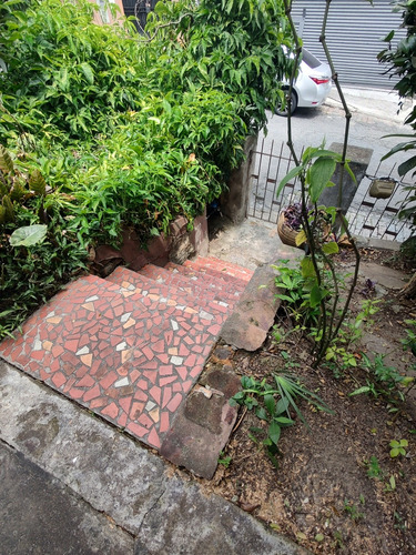 Ótimo Terreno Na Vila Romana Com 210m2