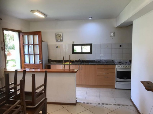 Imagen 6 de 13 de Excelente Casa En Ph Sobre Colectora En Barrio La Colina