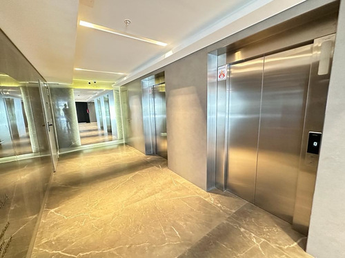 Carrasco Smart Riviera Venta Oficina A Metros De La Rambla
