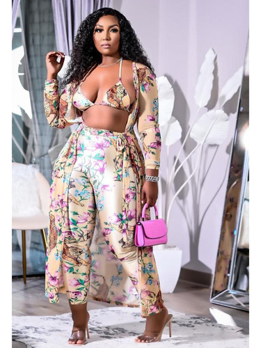 Conjunto De Tres Piezas Con Chal Largo De Malla Transparente