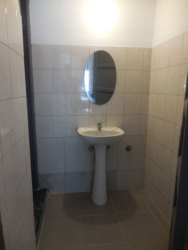 Alquiler Local Comercial Monoambiente Ciudad Vieja Braglia 0
