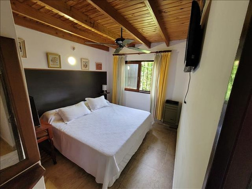 Hermoso Chalet De Categoria Con Piscina