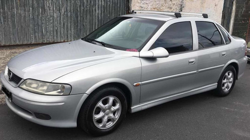 Imagem 1 de 6 de Chevrolet Vectra 2001 2.2 Milenium 4p