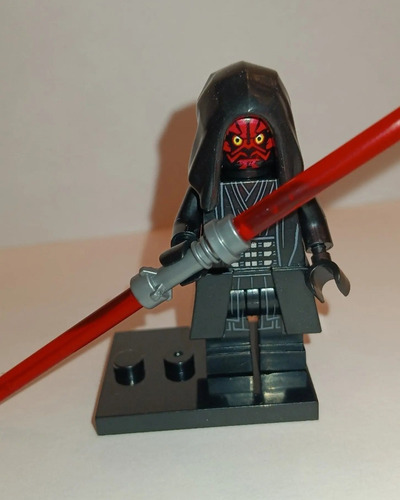 Mini Figura Armable Star Wars Darth Maul (Usado)