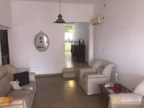 Oportunidad!! Vendo Casa Mas Un Departamento - Bº Matienzo