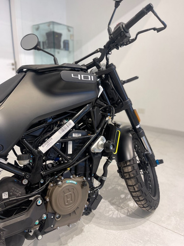 Imagen 12 de 20 de Husqvarna Svartpilen 401 - Tomamos Tu Usado