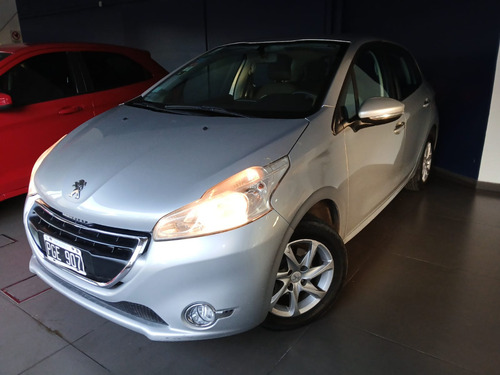 Peugeot 208 1.5 Allure Touchscreen