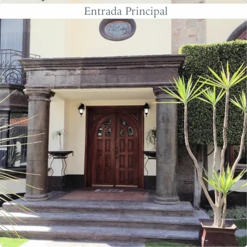 Hermosa Residencia En Jurica Con Bungalow Independiente T.1,050 M2, C.890 M2,..