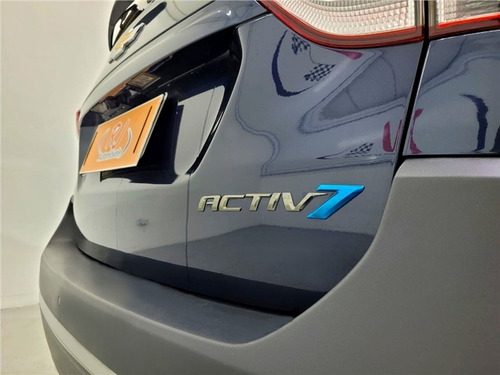 Imagem 11 de 14 de Chevrolet Spin 1.8 Activ7 8v Flex 4p Automático