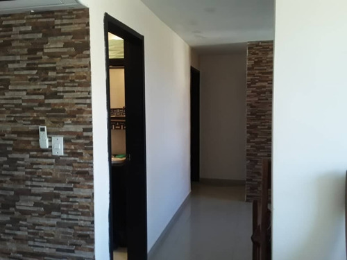 Imagen 7 de 20 de Hermoso Apartamento En Venta En Urb. Palma Real, La Victoria 22-16238 More