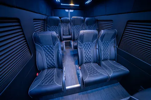 Sprinter Xl 2025 De Royal Van Edicion Especial Touring Vip