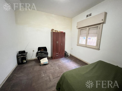 Imagen 3 de 7 de Venta Ph 2 Ambientes Con Patio En Wilde (30166)
