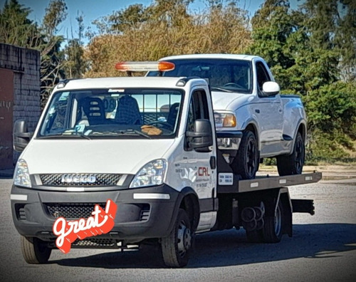 Remolque Grua De Vehículos Auxilio Traslados Autos Motos