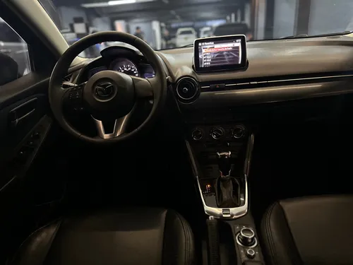 Mazda 2 1.5 Touring