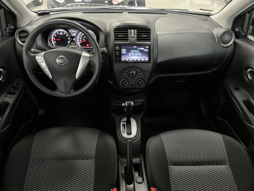 Nissan Versa V-DRIVE Esp.Ed. 1.6 16v Flex Aut.