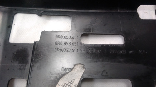 Parrilla Q5 13/16 8r0853651 Ab C/ Detalles (Usado)