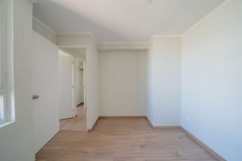 Depto Remodelado Como Nuevo En Venta De 3 Dorm. En Santiago