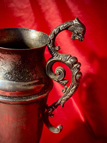 Antiguo Trofeo De Metal Plateado O Copa (Usado)