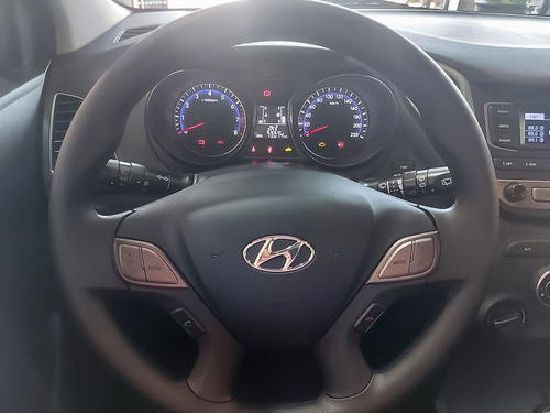 Imagem 5 de 13 de Hyundai Hb20x 1.6 16v Style