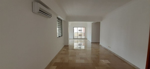 Imagen 3 de 20 de Apartamento En Alquiler En Naco Con Línea Blanca 2 Hab