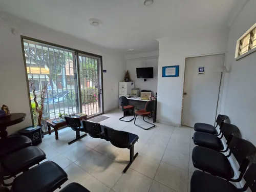 Casa En Venta En Estadio Medellin. Cod V13082