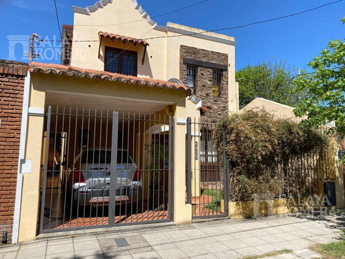 Imagen 1 de 27 de Casa - Olivos