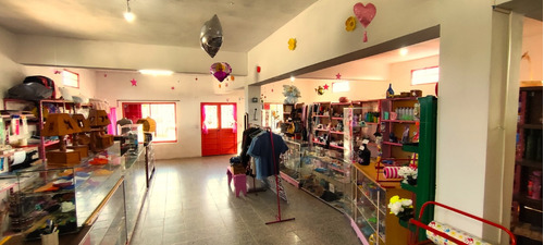 Local Comercial En Venta En El Centro De Ambul