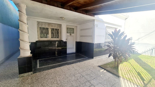 Casa En Venta En Lanus