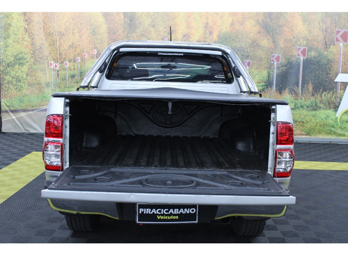 Toyota Hilux 2.7 SR 4X2 CD 16V FLEX 4P AUTOMATICO