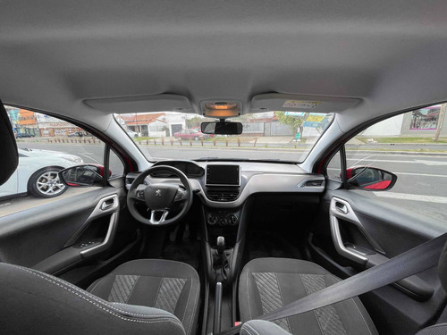Imagen 11 de 11 de Peugeot 208 2018 1.6 Allure