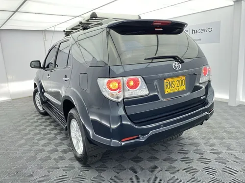 Toyota Fortuner 2.7l 4x4