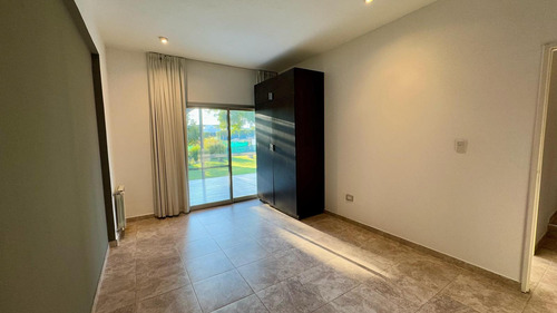Casa, Venta, Barrio Privado Causana. 3 Dormitorios, 3 Baños. Cachorro De 360m2.