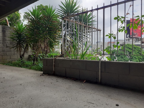 Imagen 11 de 12 de Colinas De Bello Monte Townhouse 290m2 En Venta Para Remodelar Jc