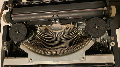 Máquina De Escribir Sperry Rand Remington 333, Color Gris (Usado)