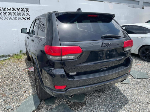 Imagen 4 de 13 de Jeep Grand Cherokee Limited Americano