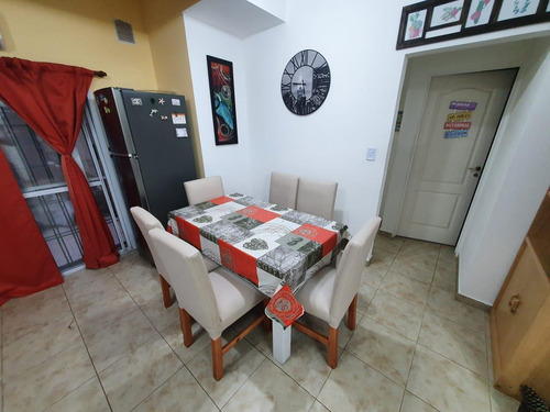 Imagen 5 de 20 de Sólido Ph De 3 Ambientes Con Patio En Planta Baja. Reciclado A Nuevo