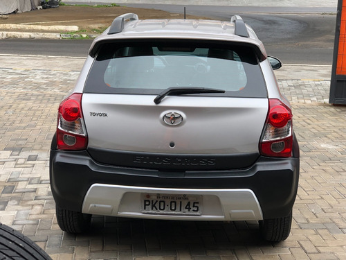 Imagem 6 de 15 de Toyota Etios Cross 1.5 2018