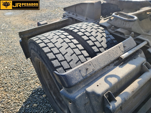 Imagem 9 de 9 de Volkswagen Vw 18310 Titan Ano 2004 Cabine Leito Toco 4x2