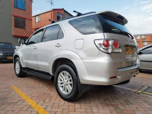 Toyota Fortuner 2.7l 4x2