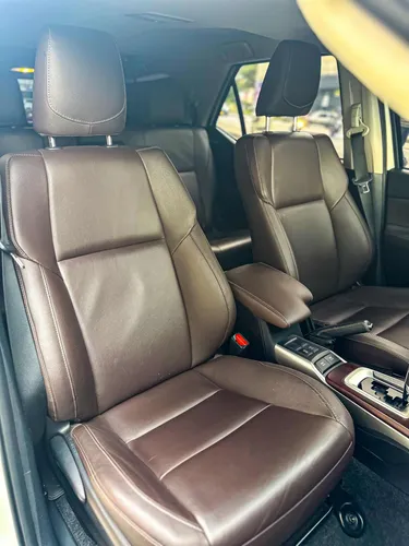 Toyota Fortuner 2.7l Mid