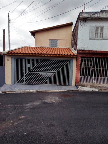 Imagem 3 de 3 de Sobrado Jardim D'abril - 2 Dormitórios - Ótima Localização. - 216
