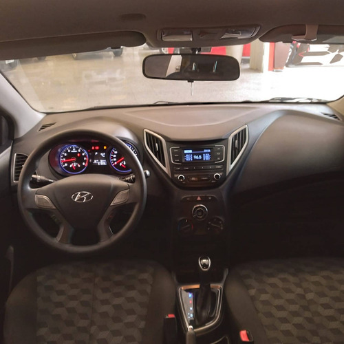 Imagem 5 de 11 de Hyundai Hb20 1.6 Comfort Plus 16v Flex 4p Automático