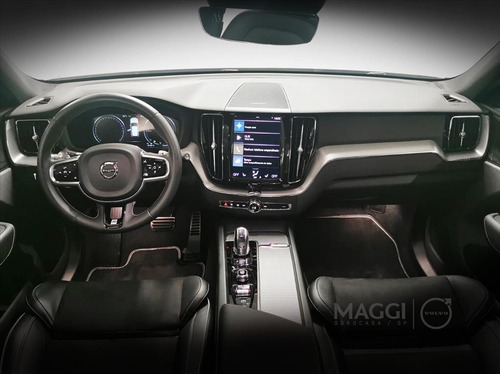 Imagem 8 de 11 de Xc60 2.0 T8 Hybrid R-design Awd Geartronic