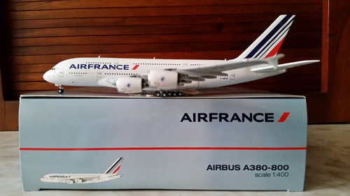 Avion Airbus A380-800 De Air France F-hpjc En Escala 1:400