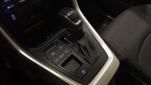Imagen 17 de 20 de Toyota Rav4 Xle Hibrida 2.5l At 2019
