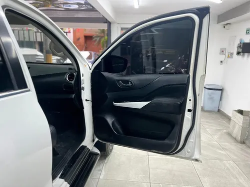 Nissan Frontier Mt 2.5 Turbo Diesel 4*4 2016