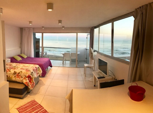 Imagen 12 de 13 de Alquilo Departamento Sobre La Playa Frente Al Mar Pinamar