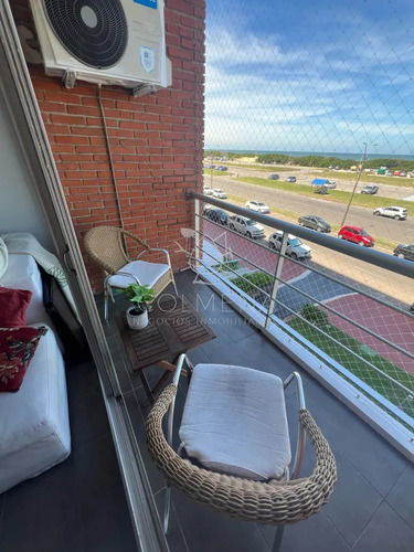 Apartamento Frente Al Mar 2 Dormitorios Parada 1