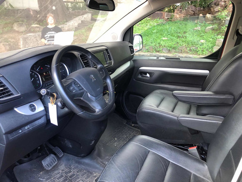 Imagen 9 de 10 de Peugeot Traveller 2018 2.0 Hdi 150cv